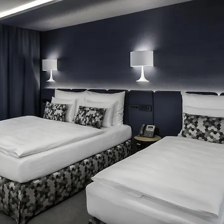 Hotel Urban Creme