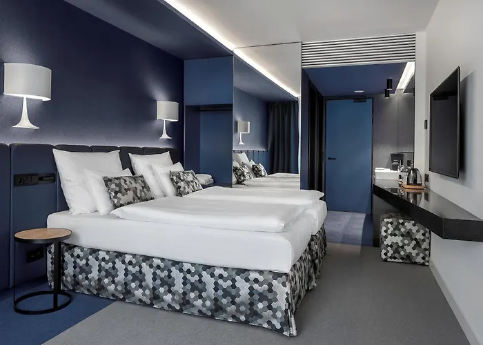 Hotel Urban Creme