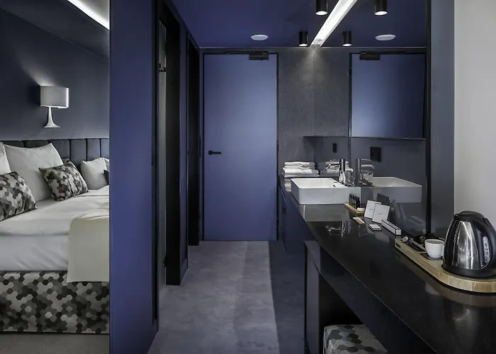Hotel Urban Creme