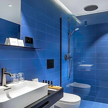 Hotel Urban Creme 5*
