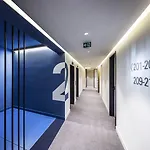 Ξενοδοχείο Urban Creme